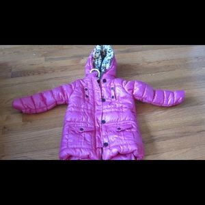Fashionable Girls Winter Coat with Faux Fur Hood