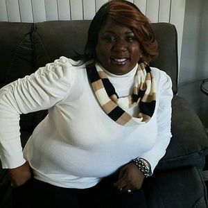 Meet your Posher, Delores
