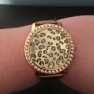 Jimmy Crystal New York Leopard Watch