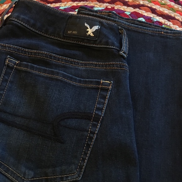 American Eagle size 4 jeans. - Picture 2 of 2
