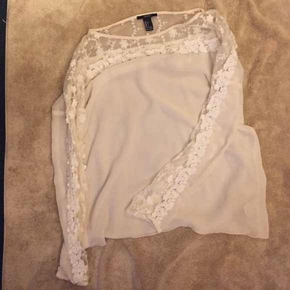 SHEER & LACE BLOUSE FOREVER 21