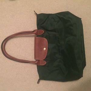 Hunter green longchamp purse