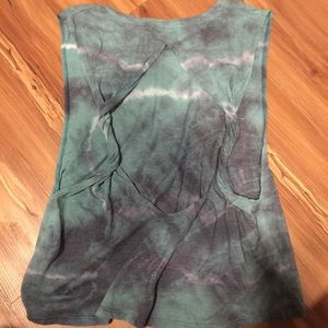 ⛔️UNTIL 1/2/2017⛔️ tie dye open back shirt