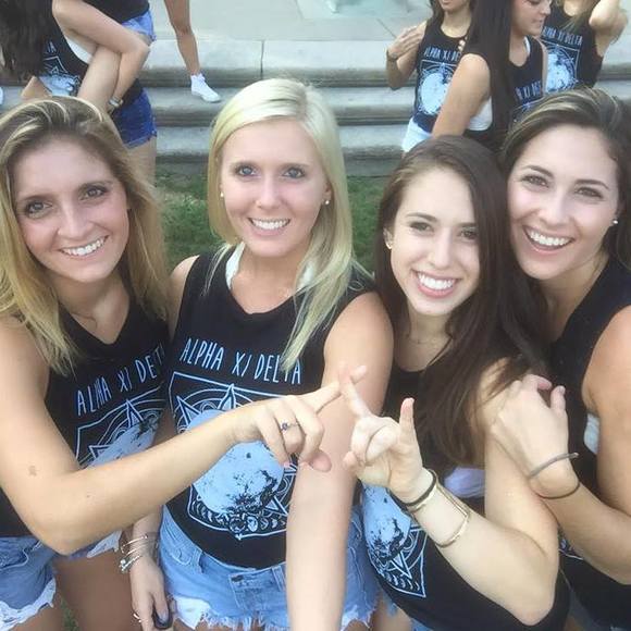 Meet your Posher, Emily