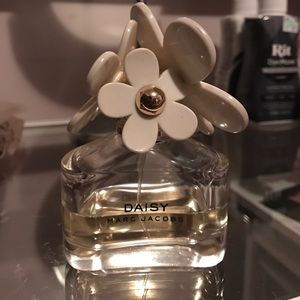 Marc Jacobs Daisy Perfume