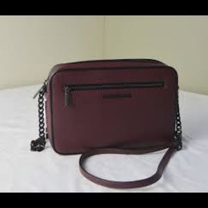 Michael Kors Crossbody, maroon and black