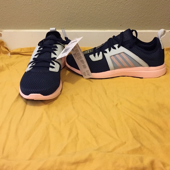 Adidas DURAMA W. Women's US 9.5