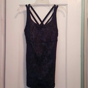 Lululemon sports top