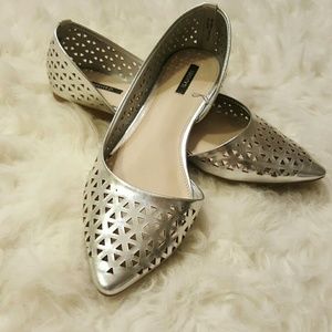 Firever 21 silver pointed flats lazer cut out ,7.5