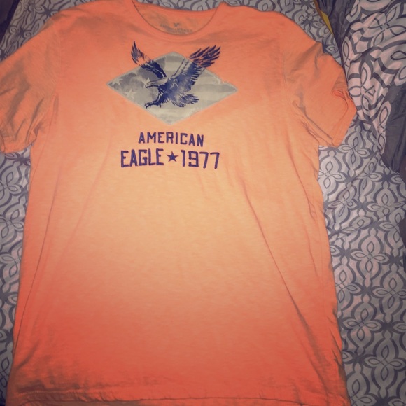 Men's large AE t shirt