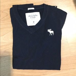 Abercrombie & Fitch V-neck T-Shirt