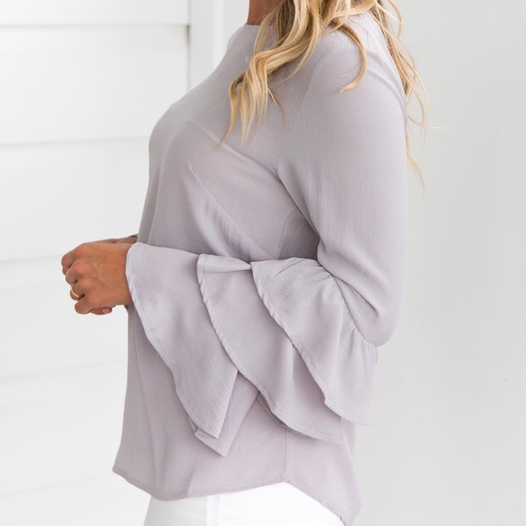 LAST 1 (SM) STONE HEARTS Gray Bell Sleeve Blouse - Picture 3 of 4