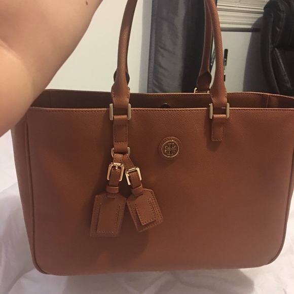 Tory Burch carry on tote- luggage Roslyn bag - Picture 3 of 3