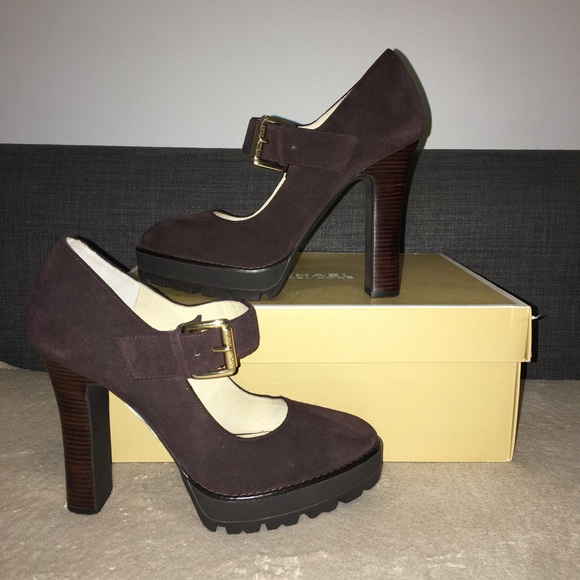 MICHAEL Michael Kors Shoes - 🎀Last Call 🎀Michael Kors Pumps 6 1/5 Size