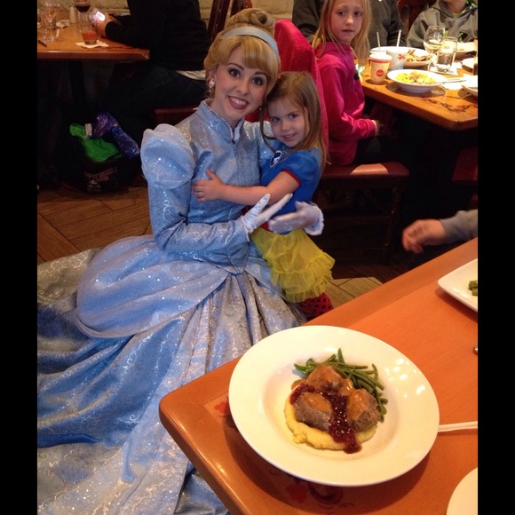 Meet your Posher, Pat