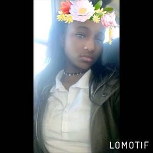 Meet your Posher, Toria