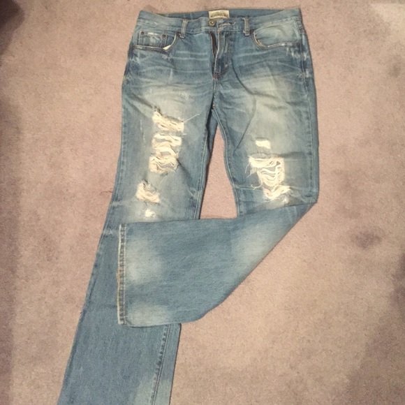 Aeropostale ripped jeans