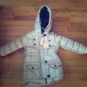 Stylish Girls Winter Coat with Faux Fur Hood