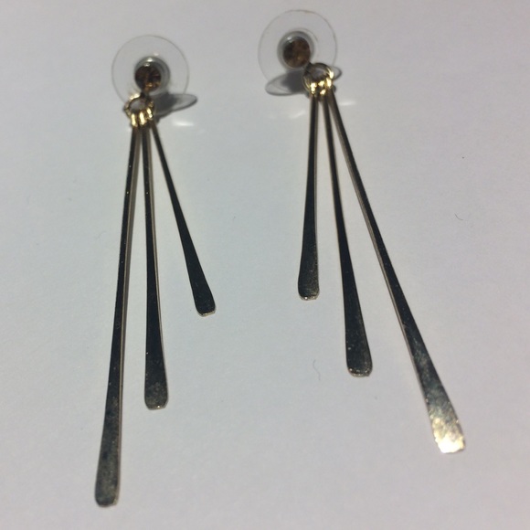 Gold earrings - Picture 2 of 3