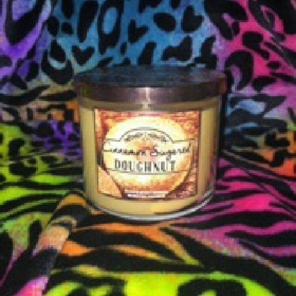 Final price Bath and body works 3 wick candle