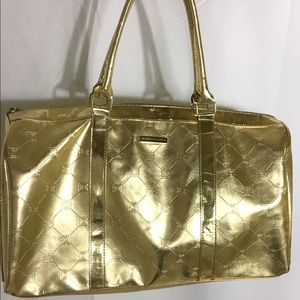 ✨GOLD BCBG DUFFLE BAG✨