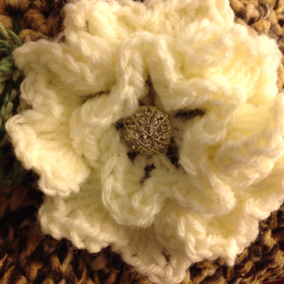 BUY IT NOW! HANDMADE ANIMAL PRINT FLEECE HAT - Picture 3 of 4