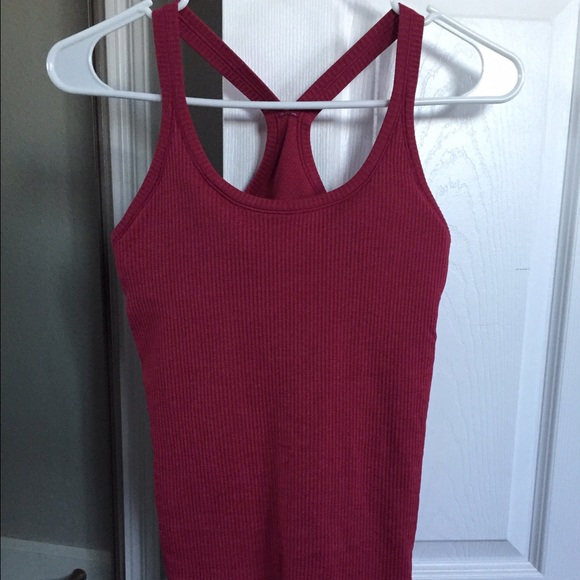 Lululemon tank