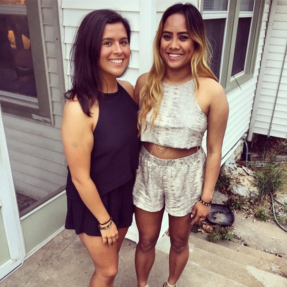 Meet your Posher, Julia - Picture 2 of 3