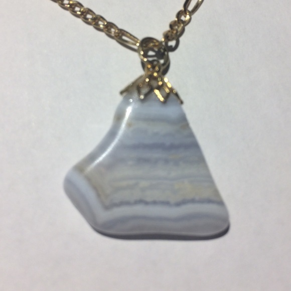 Gold necklace - Picture 3 of 4