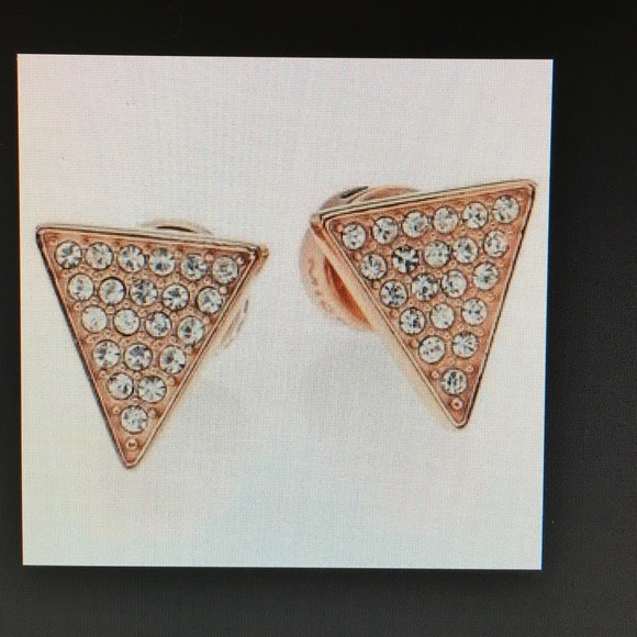 💥4 pair for $50💥MK gold earrings - Picture 3 of 6