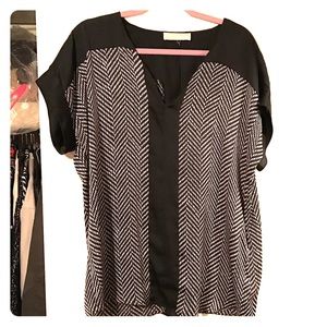 Michael Kors short sleeve black and white shirt
