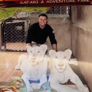 Meet your Posher, Travis