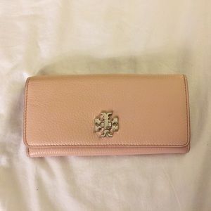 Tory Burch light pink wallet