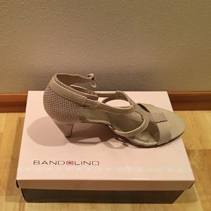 ♥️♥️♥️PRICE REDUCTION ♥️♥️♥️Women Sandals