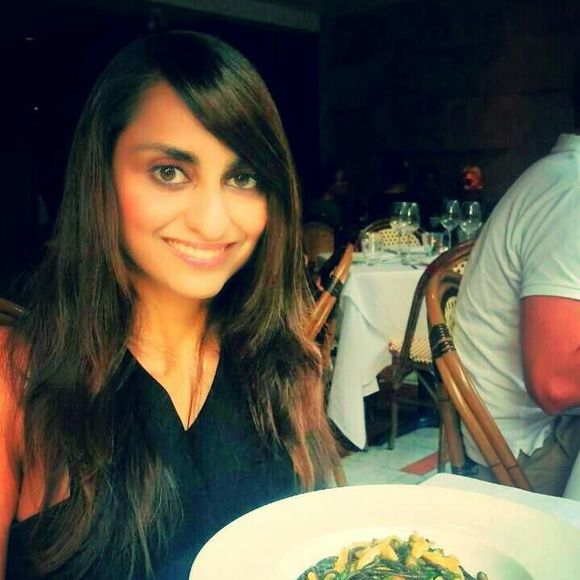 Meet your Posher, Saira