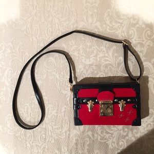 Petite Malle crossbody bag