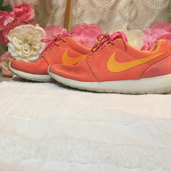 Nike Roshes