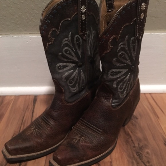 Ariat Cowgirl Boots