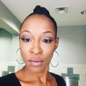 Meet your Posher, Kendra