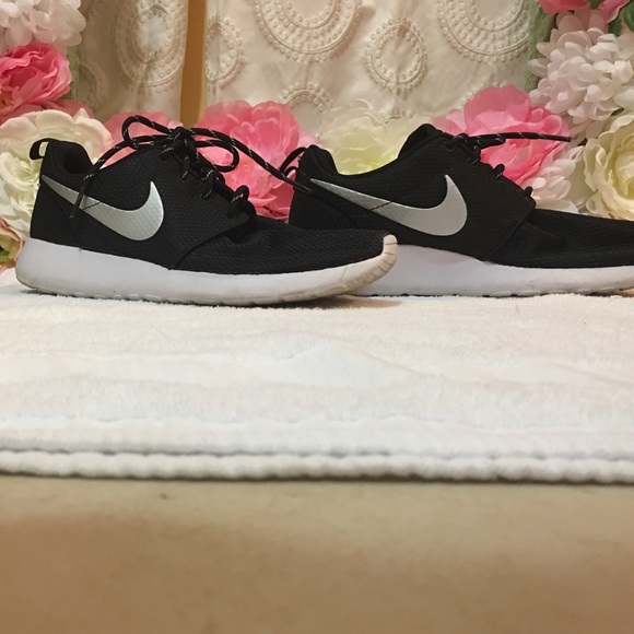 Nike Roshes