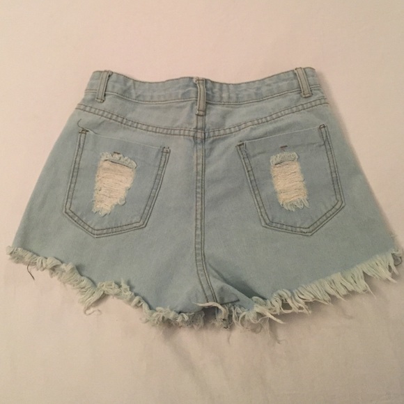 Brandy Melville Shorts - Picture 2 of 2