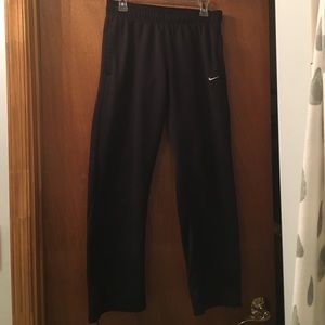 Nike therma-fit sweatpants
