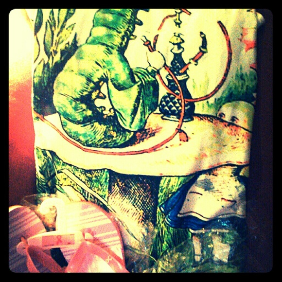 Bundle Alice tank and BC flip flops