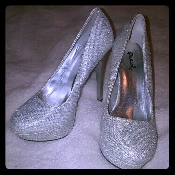 Silver New Year's Eve Pumps!