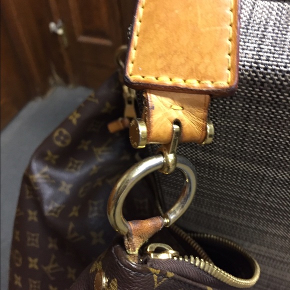 Authentic Louis Vuitton. Sully. 👛 - Picture 3 of 4