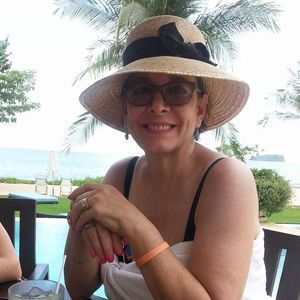 Meet your Posher, Lorraine