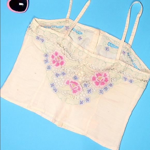 Vintage Tops - Vintage Embroidered Crop Top Vintage Tops - Vintage Embroidered Crop Top
