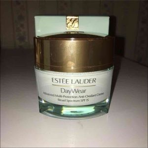 Estée Lauder daywear