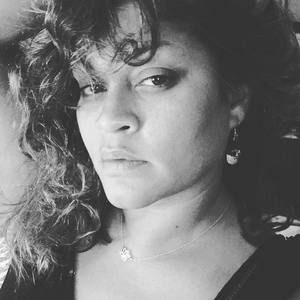 Meet your Posher, Lottie