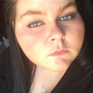 Meet your Posher, Alisha